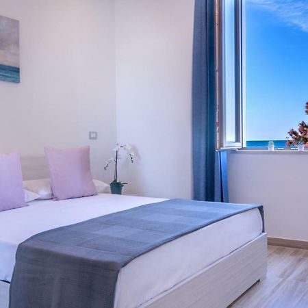 Sea Window Room Σαλέρνο Εξωτερικό φωτογραφία