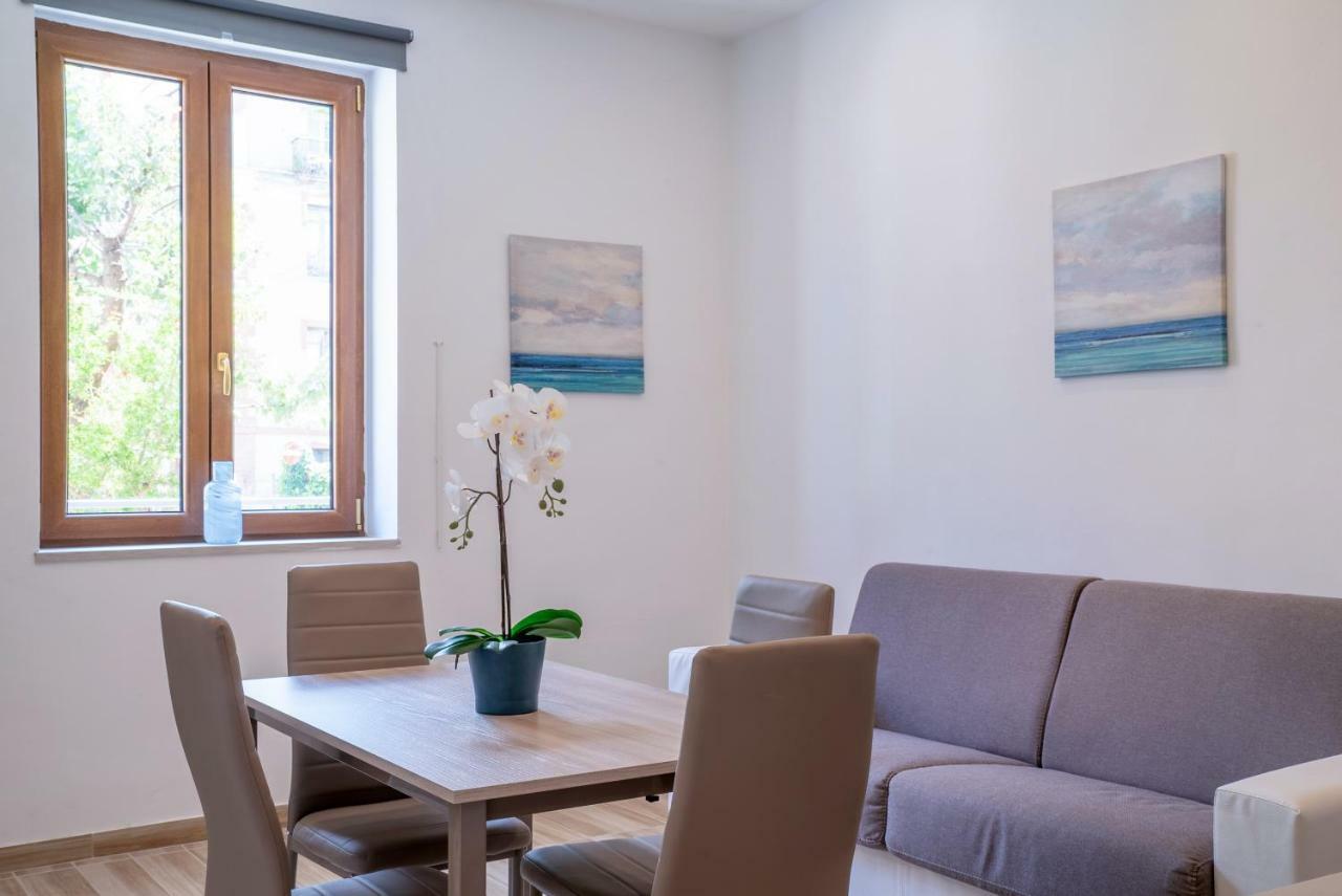 Sea Window Room Σαλέρνο Εξωτερικό φωτογραφία