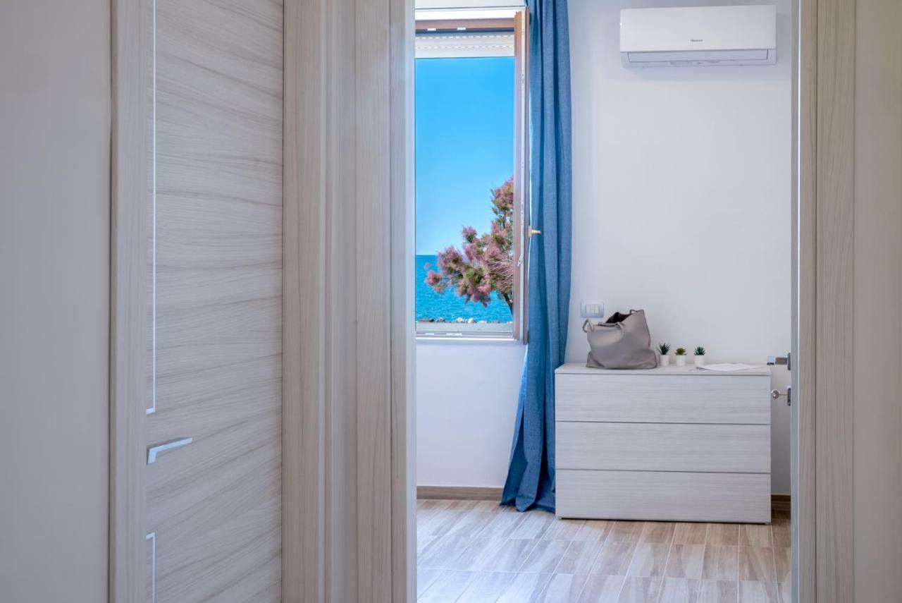 Sea Window Room Σαλέρνο Εξωτερικό φωτογραφία