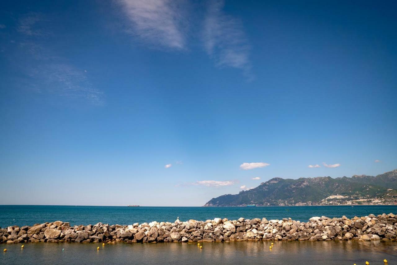 Sea Window Room Σαλέρνο Εξωτερικό φωτογραφία