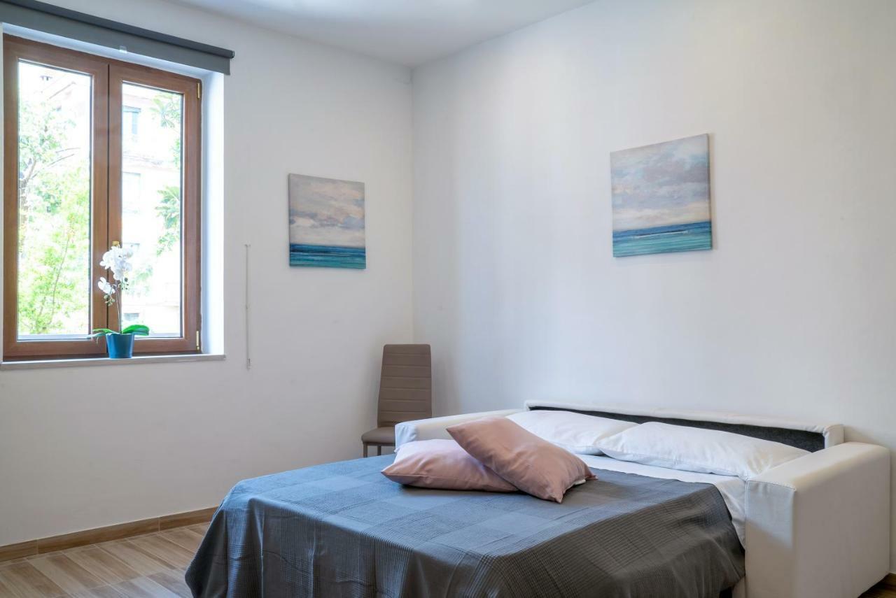Sea Window Room Σαλέρνο Εξωτερικό φωτογραφία